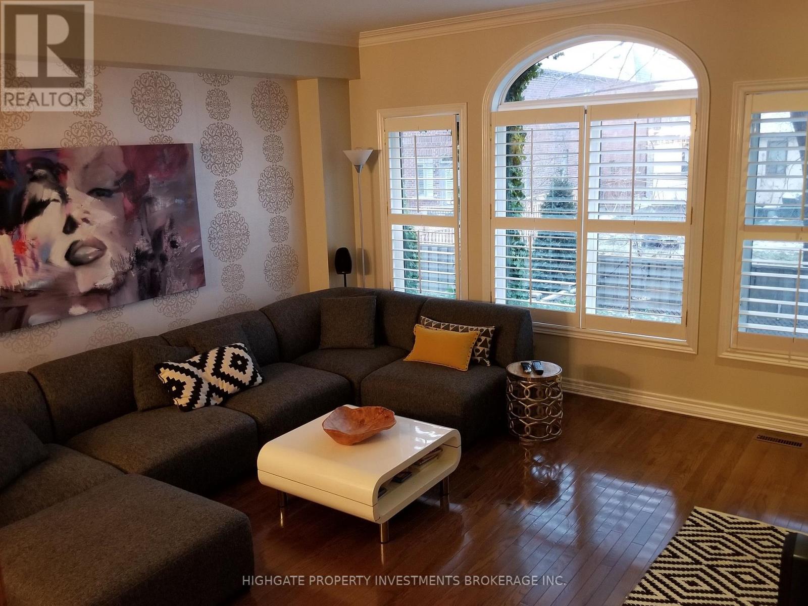 17 San Remo Terrace, Toronto (Mimico), Ontario  M8Z 6C5 - Photo 10 - W12211194