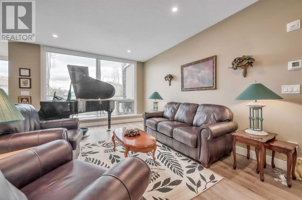 312, 15 Cougar Ridge Landing Sw, Calgary, Alberta  T3H 6C3 - Photo 9 - A2222421