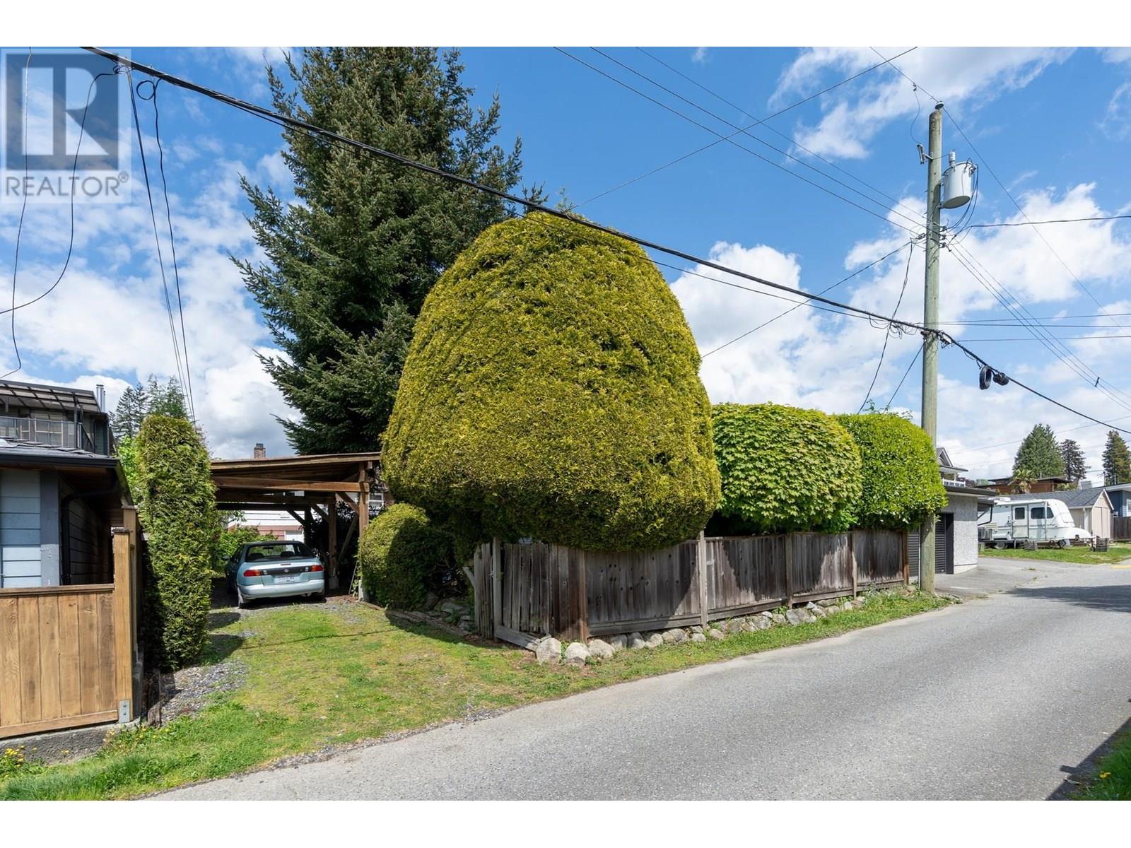 443 E 17th Street, North Vancouver, British Columbia  V7L 2W3 - Photo 18 - R3013890