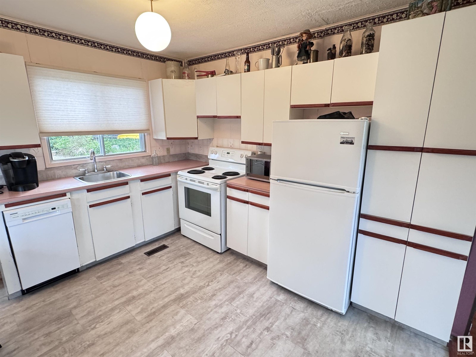 137 Sunrise Dr, Rural Athabasca County, Alberta  T9N 1R7 - Photo 8 - E4441577