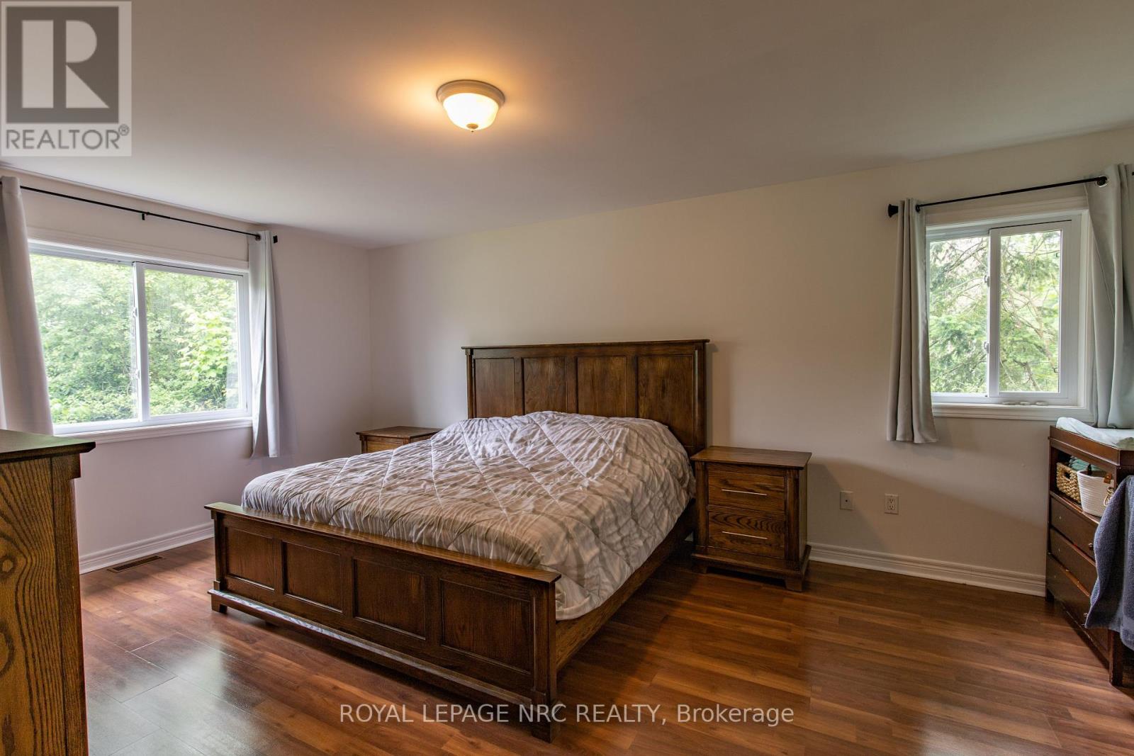 925 Oakhill Boulevard, Fort Erie (Ridgeway), Ontario  L0S 1N0 - Photo 25 - X12211211