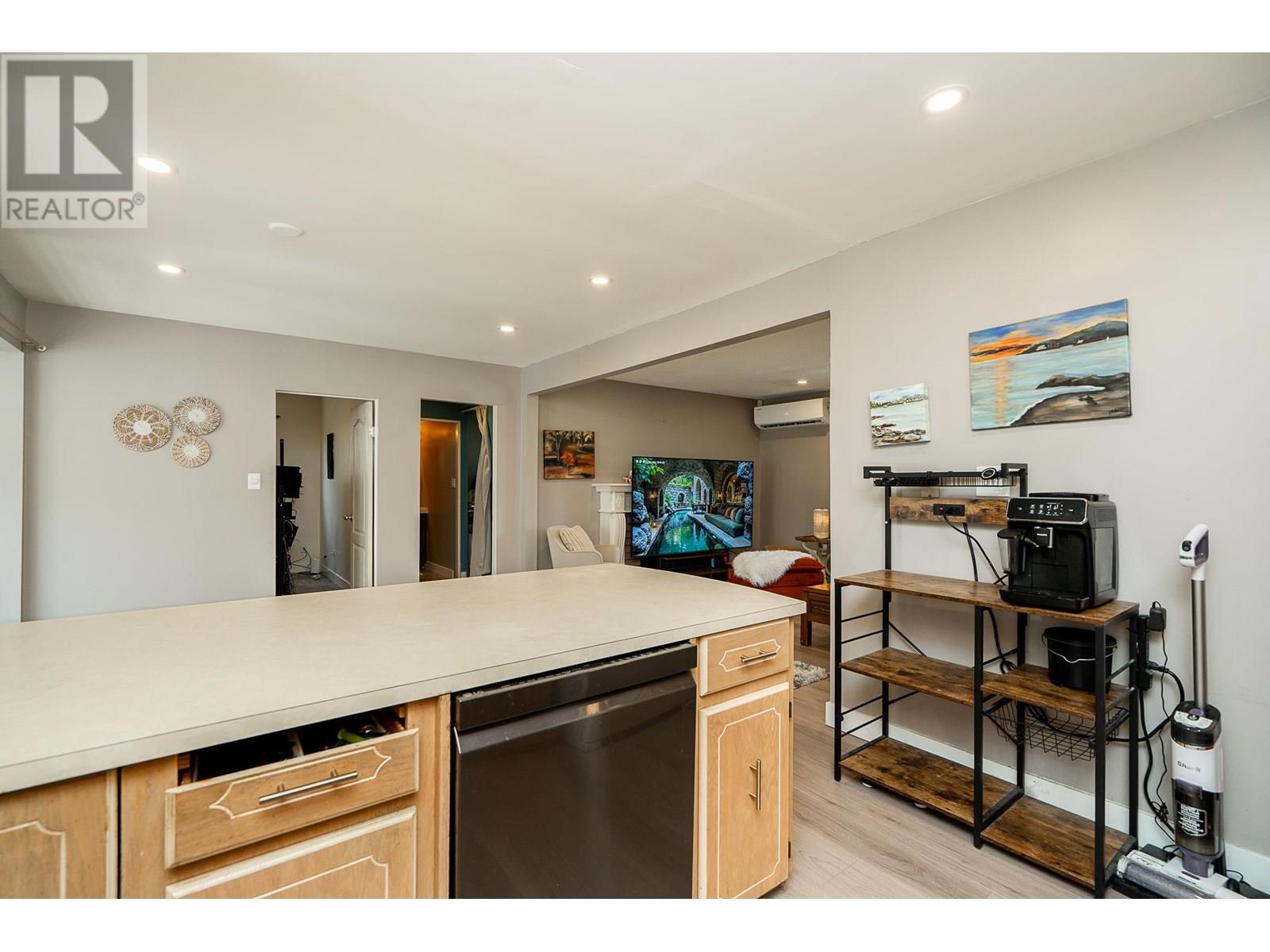 3841 Inverness Street, Port Coquitlam, British Columbia  V3B 3B9 - Photo 14 - R3013926
