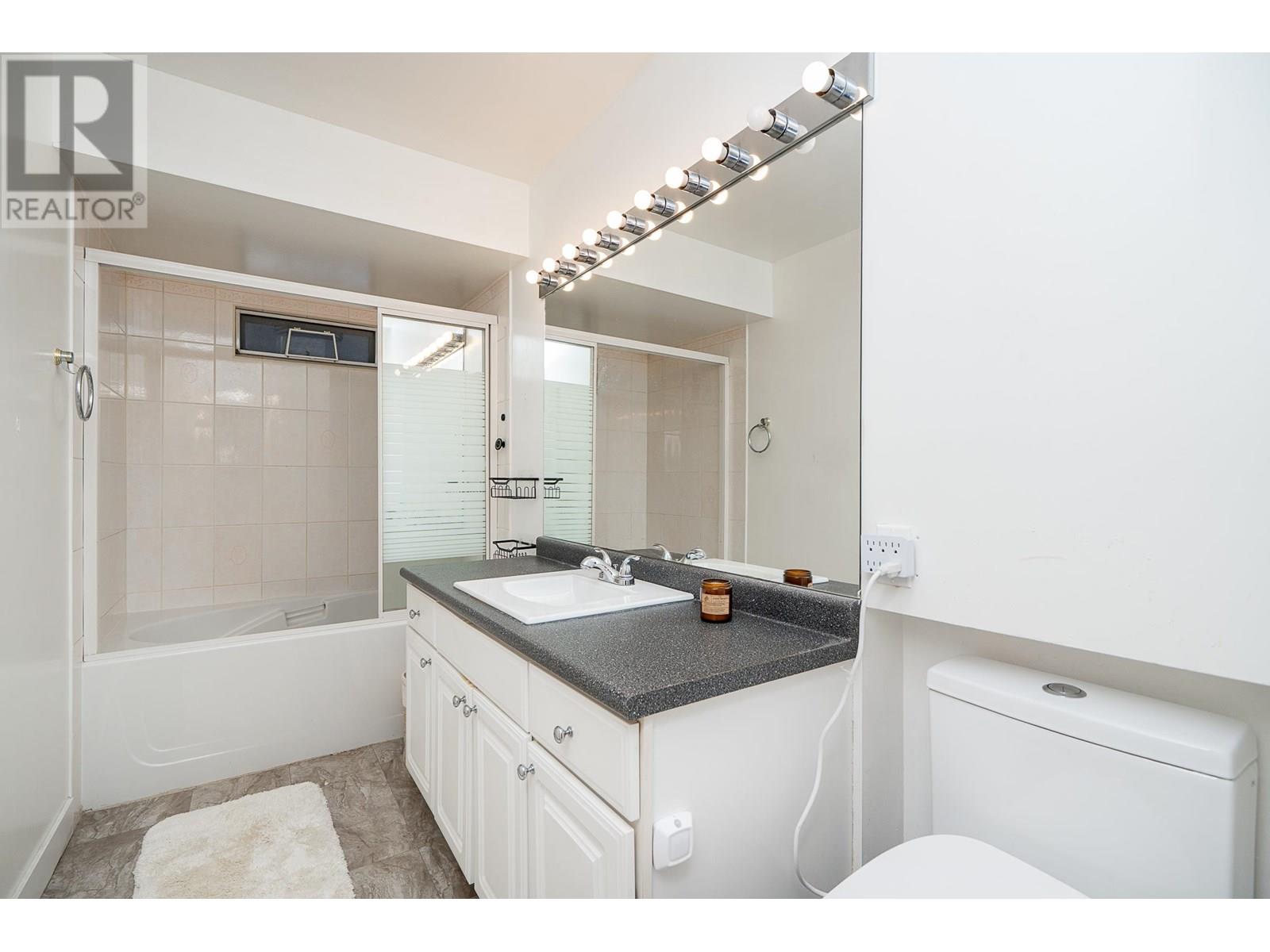 3841 Inverness Street, Port Coquitlam, British Columbia  V3B 3B9 - Photo 22 - R3013926