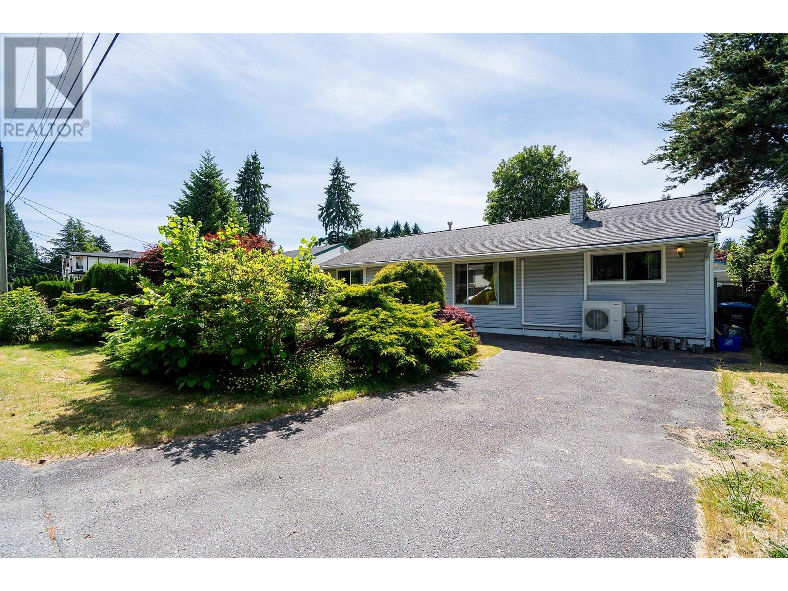 3841 Inverness Street, Port Coquitlam, British Columbia  V3B 3B9 - Photo 3 - R3013926
