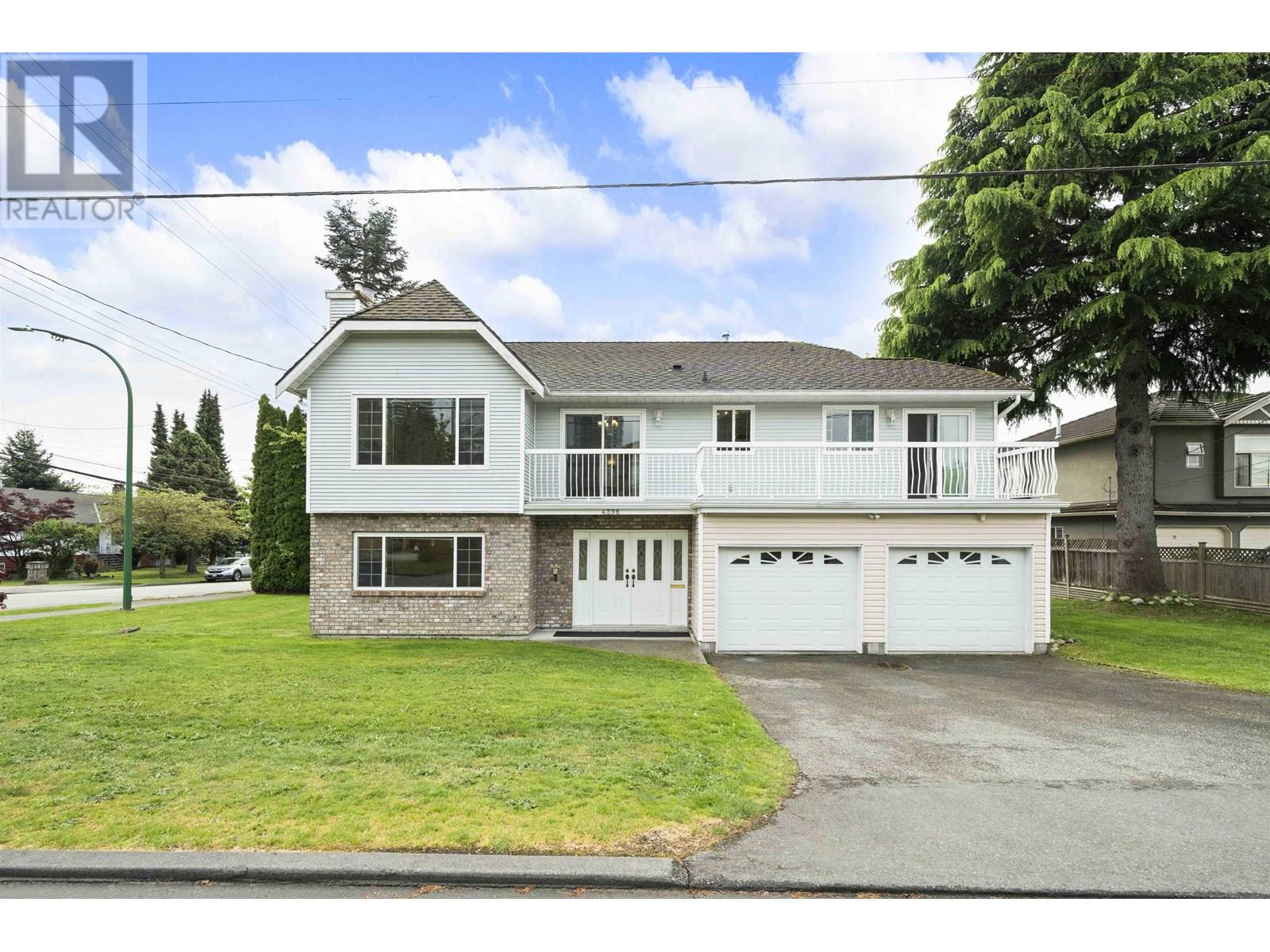 4398 Hurst Street, Burnaby, British Columbia  V5J 1M9 - Photo 2 - R3013933