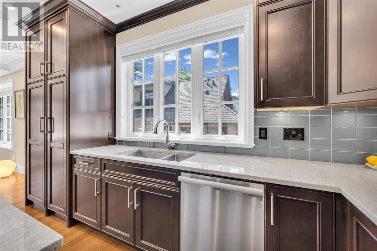396 E 35th Avenue, Vancouver, British Columbia  V5W 1A8 - Photo 12 - R3013936