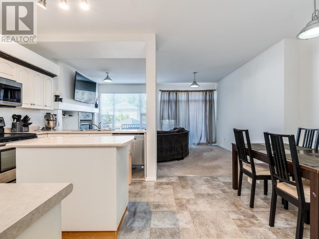 10095 243 Street, Maple Ridge, British Columbia  V2W 1X3 - Photo 5 - R3013943