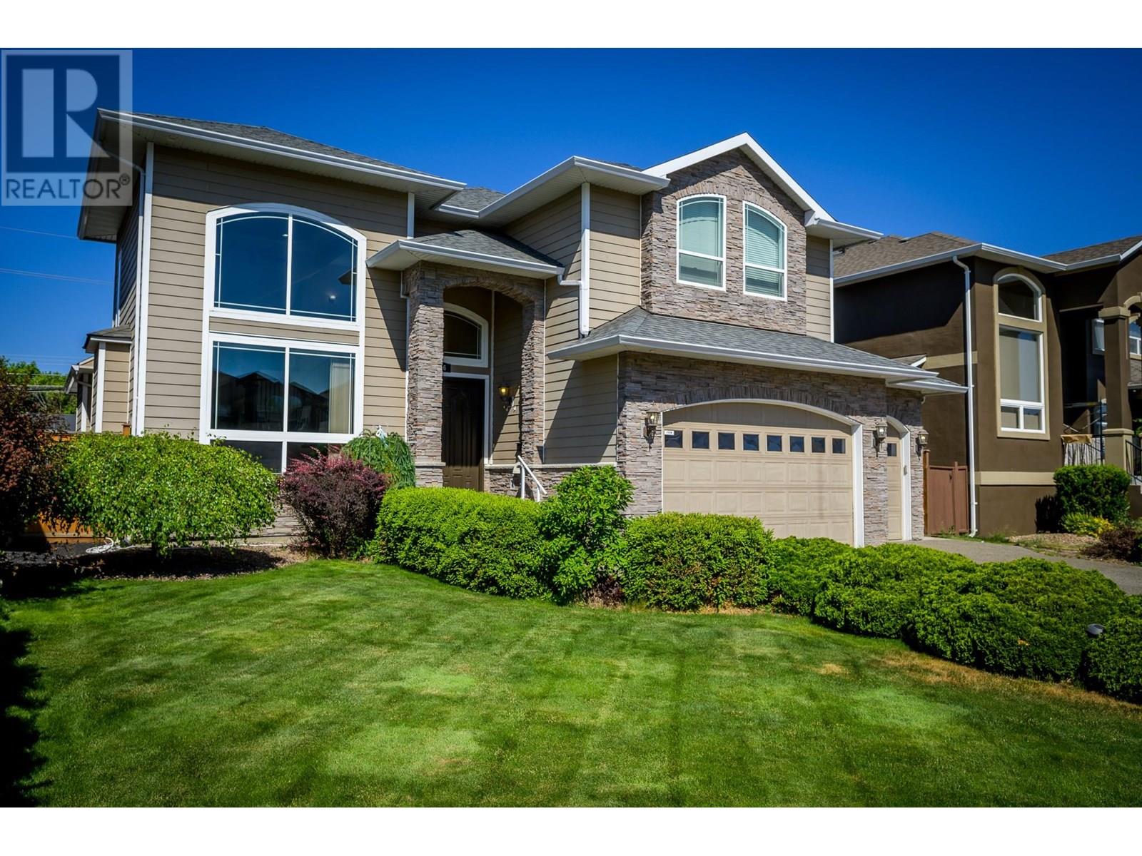 Property at 866 ARLINGTON Court image 2