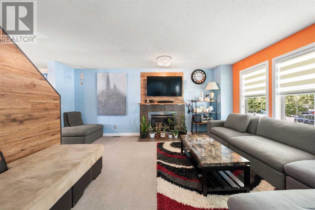 211 Bridlewood Avenue Sw, Calgary, Alberta  T2Y 4L2 - Photo 5 - A2222571