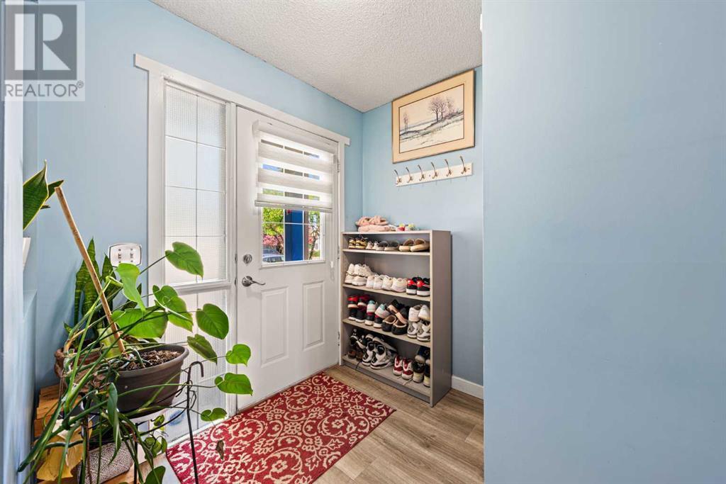 211 Bridlewood Avenue Sw, Calgary, Alberta  T2Y 4L2 - Photo 2 - A2222571
