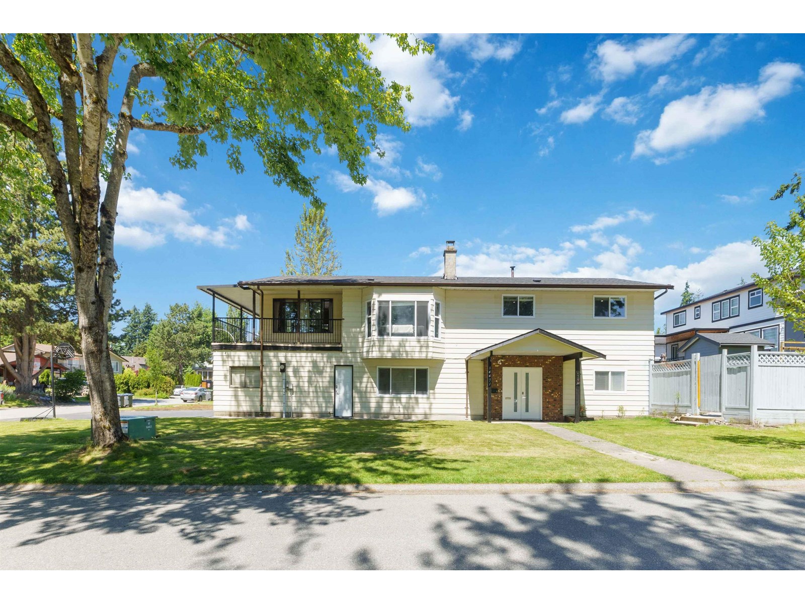 14471 85a Avenue, Surrey, British Columbia  V3S 5W3 - Photo 1 - R3010639