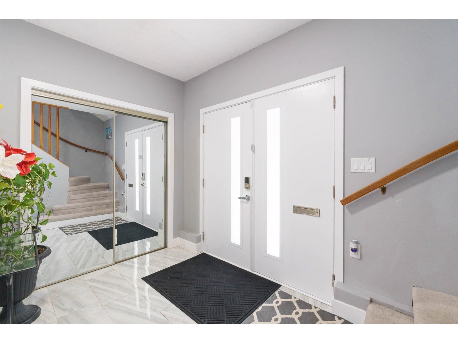 14471 85a Avenue, Surrey, British Columbia  V3S 5W3 - Photo 5 - R3010639