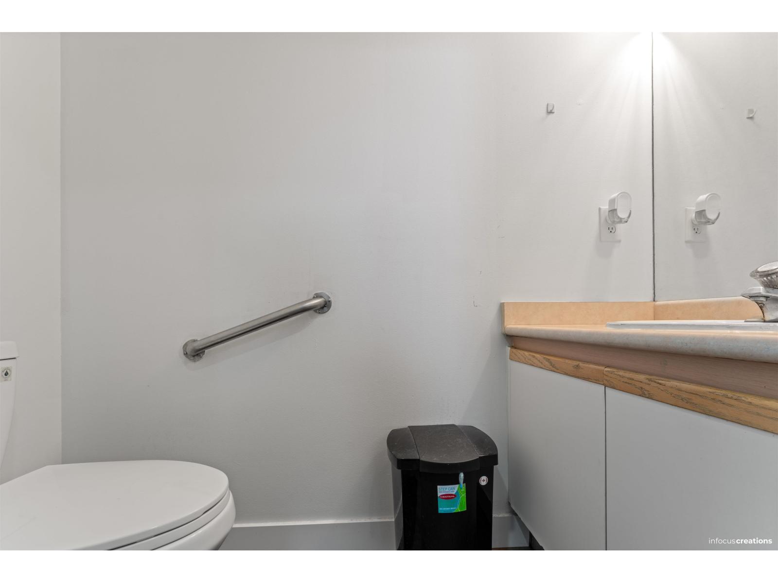 21 7140 132 Street, Surrey, British Columbia  V3W 1J5 - Photo 28 - R3013412