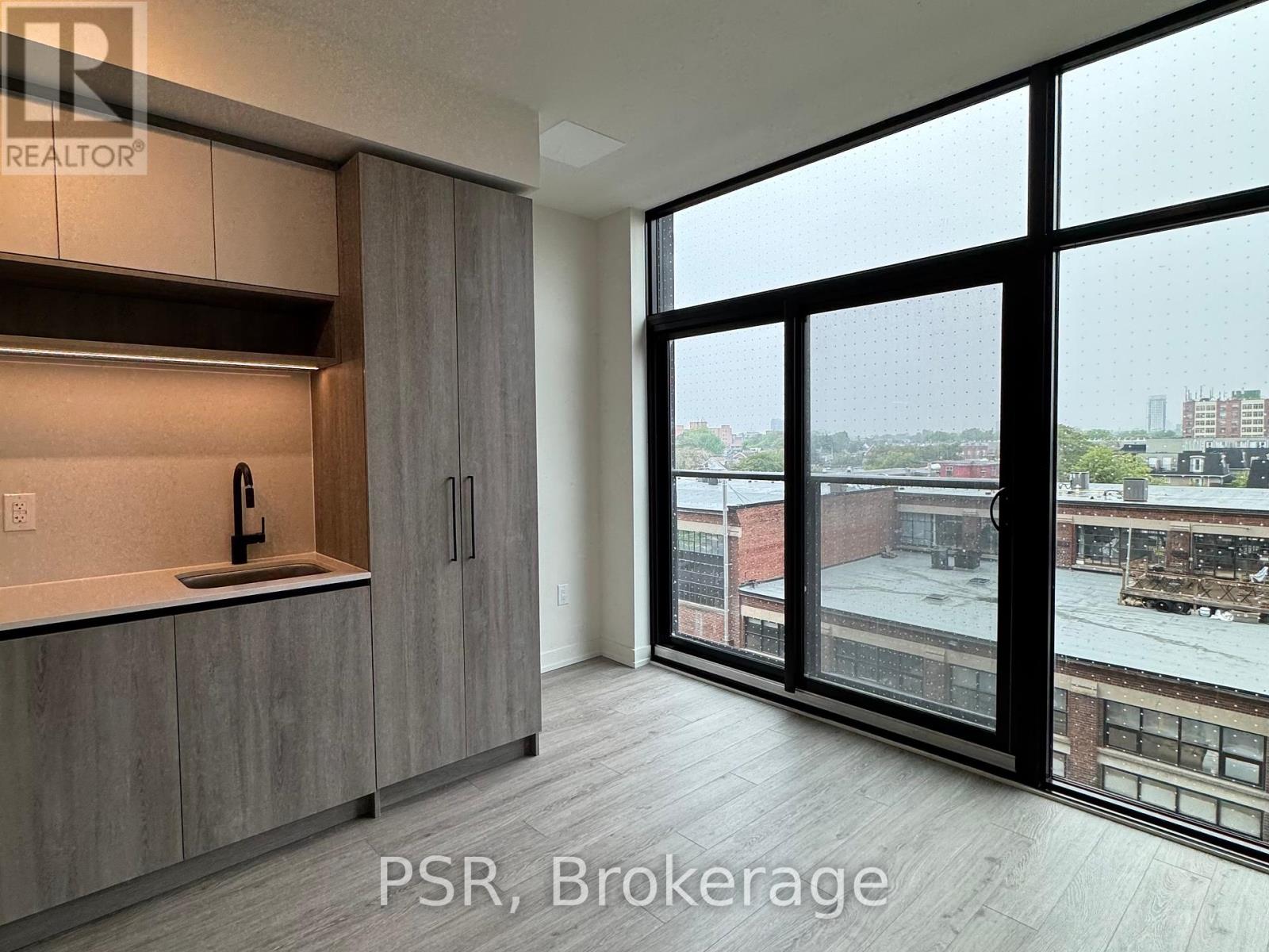 512 - 181 Sterling Road, Toronto, Ontario  M6R 2B2 - Photo 5 - C12211223