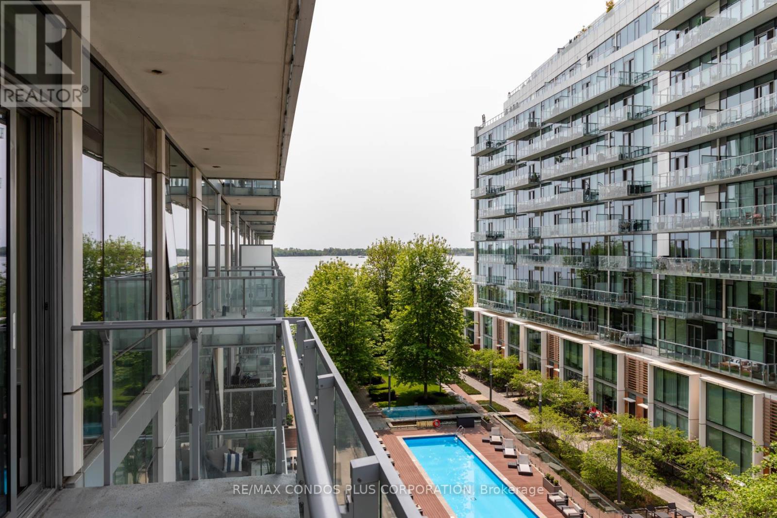 533 - 39 Queens Quay E, Toronto, Ontario  M5E 0A5 - Photo 13 - C12211231