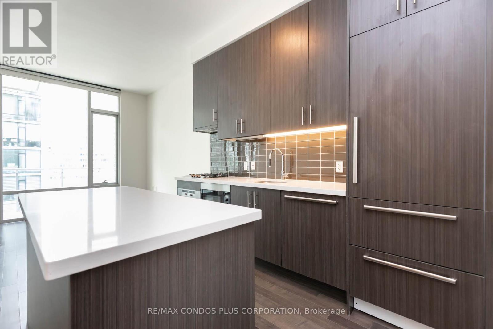 533 - 39 Queens Quay E, Toronto, Ontario  M5E 0A5 - Photo 21 - C12211231
