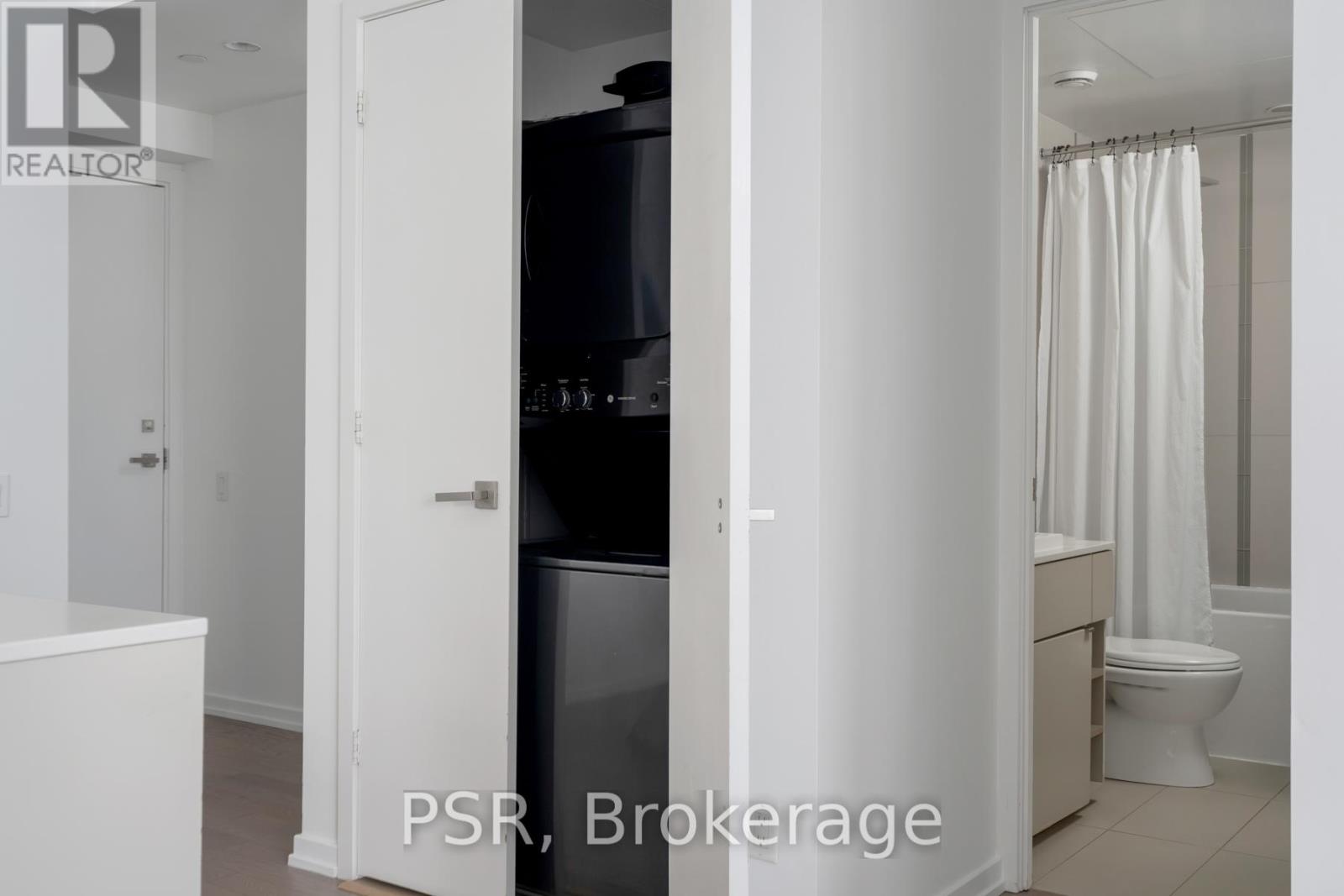 2312 - 101 Peter Street, Toronto, Ontario  M5V 0G6 - Photo 24 - C12211242
