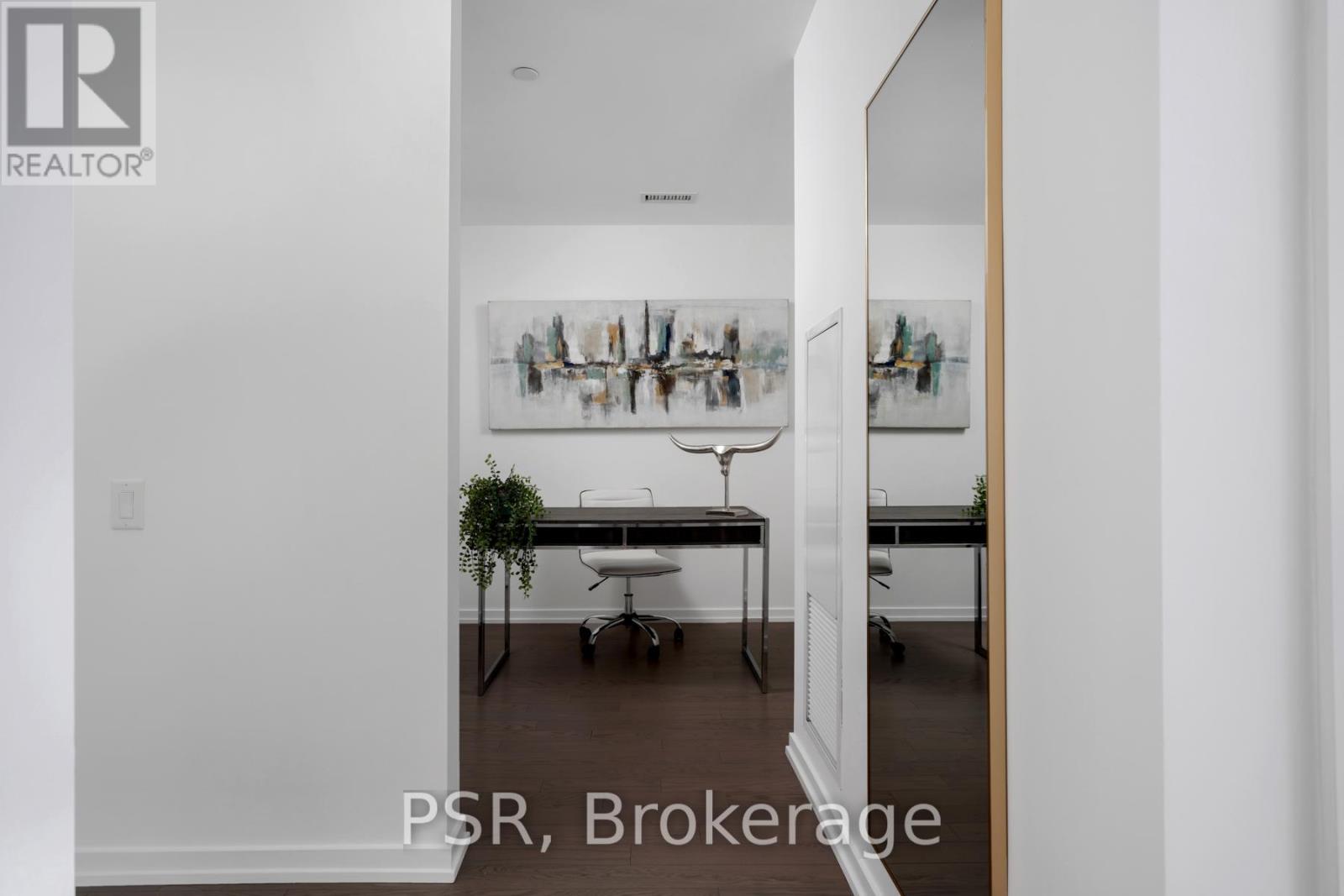 2312 - 101 Peter Street, Toronto, Ontario  M5V 0G6 - Photo 5 - C12211242