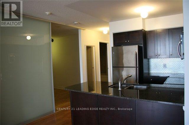3004 - 2181 Yonge Street, Toronto (Mount Pleasant West), Ontario  M4S 3H7 - Photo 13 - C12211092