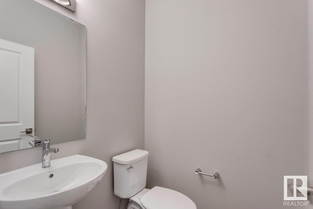 Property at 46 GAMBEL LO image 3