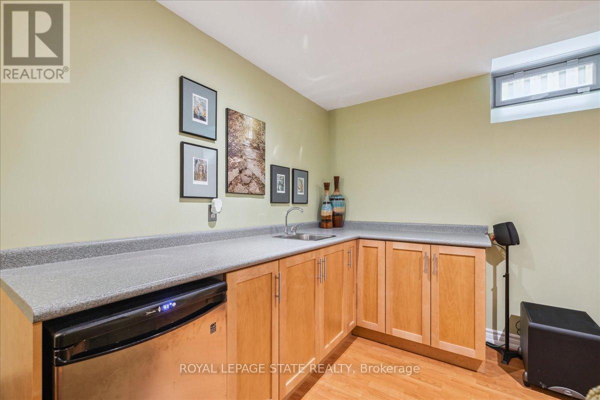 51 Napa Lane, Hamilton, Ontario  L8E 6B7 - Photo 37 - X12210711