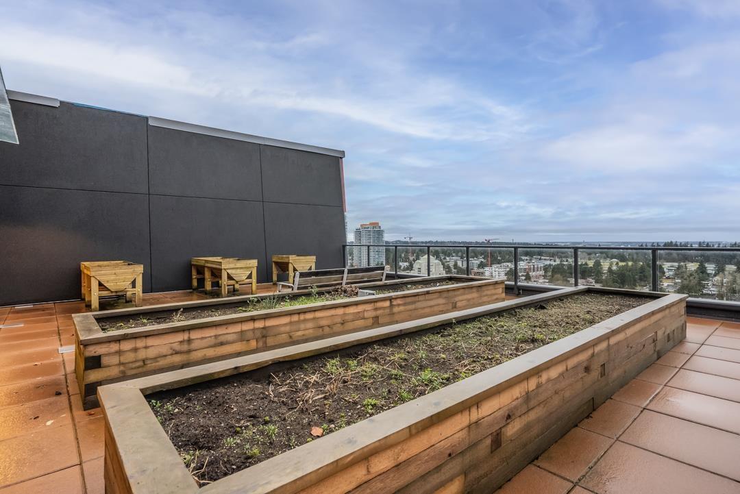 1904 10626 City Parkway, Surrey, British Columbia  V3T 0S3 - Photo 29 - R3013844