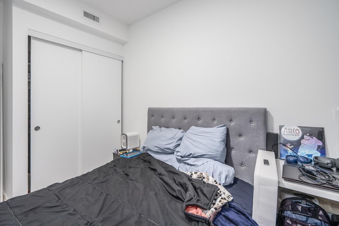 1904 10626 City Parkway, Surrey, British Columbia  V3T 0S3 - Photo 20 - R3013844