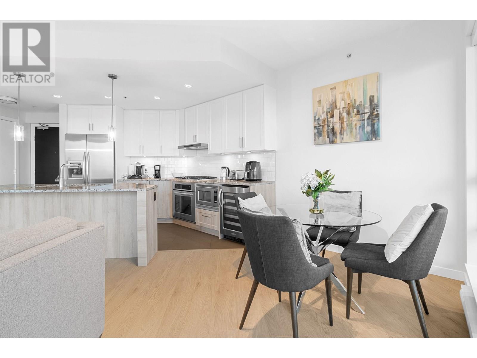 2505 6188 Wilson Avenue, Burnaby, British Columbia  V5H 0A5 - Photo 3 - R3013069