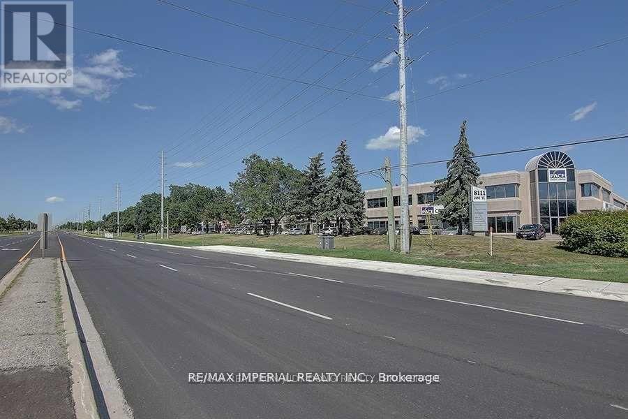 3 - 8111 Jane Street, Vaughan (Concord), Ontario  L4K 4L7 - Photo 5 - N12211214