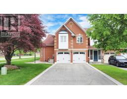 2 ROYAL CHAPIN CRESCENT, Richmond Hill, Ontario