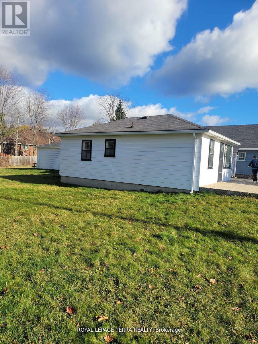 328 Little Avenue, Barrie, Ontario  L4N 2Z6 - Photo 24 - S12211217