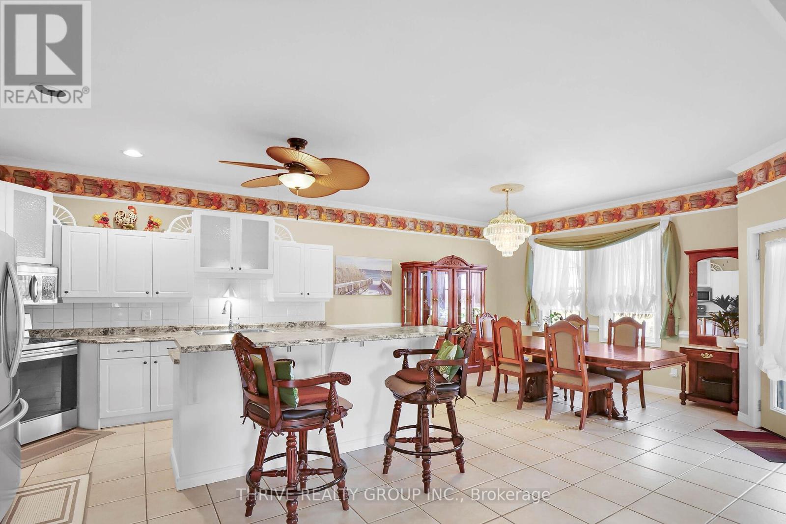 6228 Bethel Road, Warwick, Ontario  N0M 2S0 - Photo 11 - X12211028