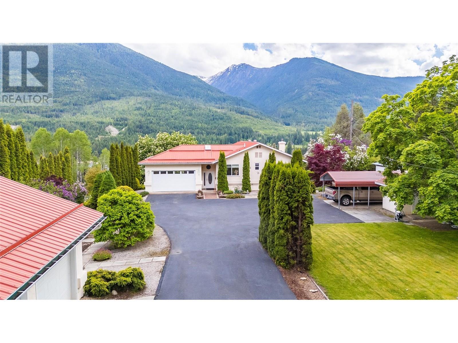 7566 Upper Balfour Road, Balfour, British Columbia