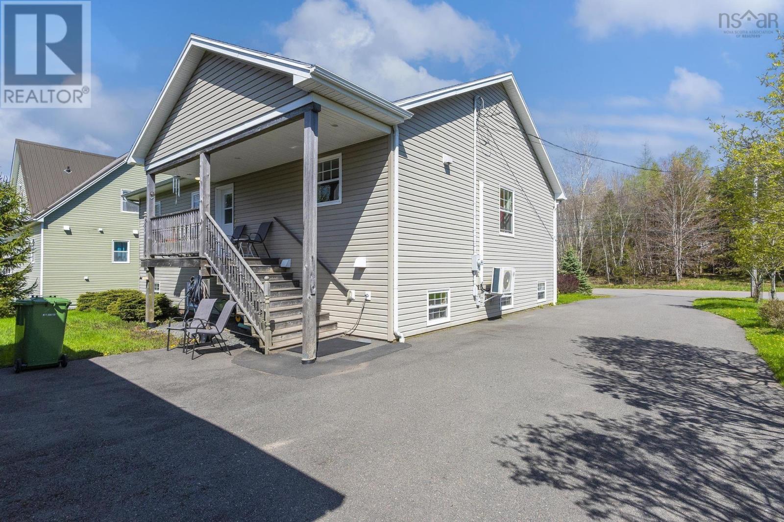158 Upham Drive, Truro, Nova Scotia  B2N 0E3 - Photo 3 - 202511593