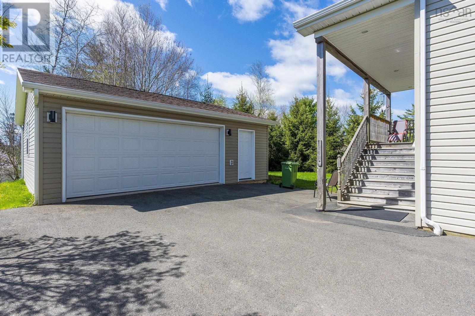 158 Upham Drive, Truro, Nova Scotia  B2N 0E3 - Photo 4 - 202511593