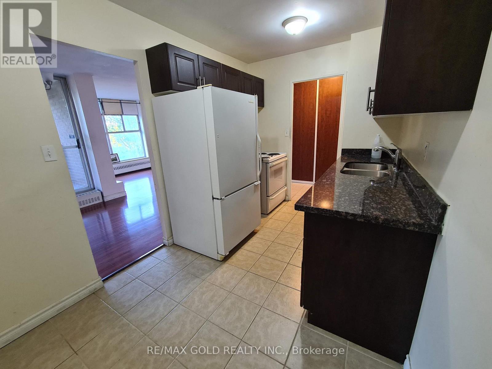 405 - 335 Driftwood Avenue, Toronto (Black Creek), Ontario  M3N 2P3 - Photo 9 - W12211218