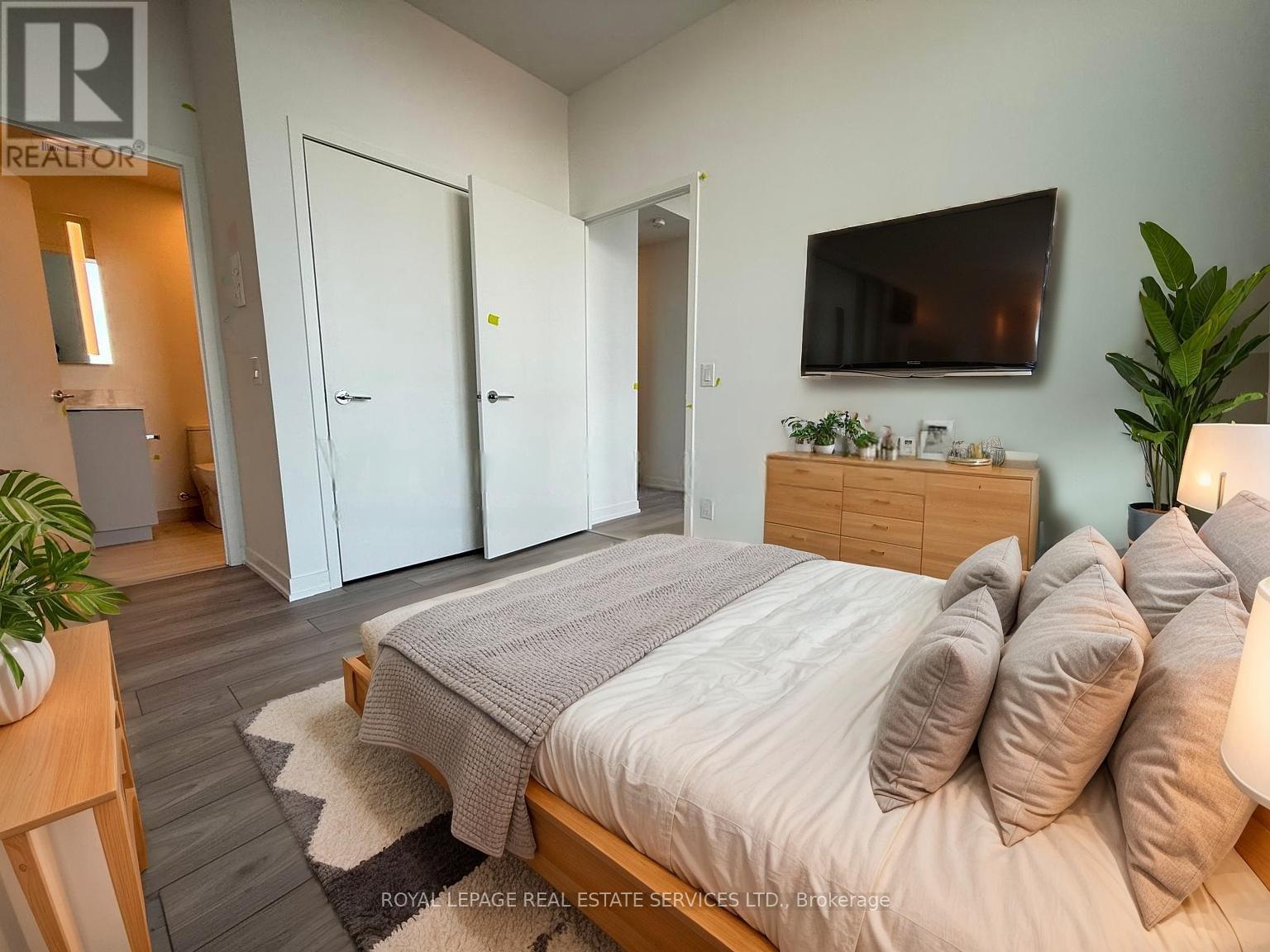 522 - 285 Dufferin Street, Toronto, Ontario  M6K 1Z5 - Photo 10 - W12211229