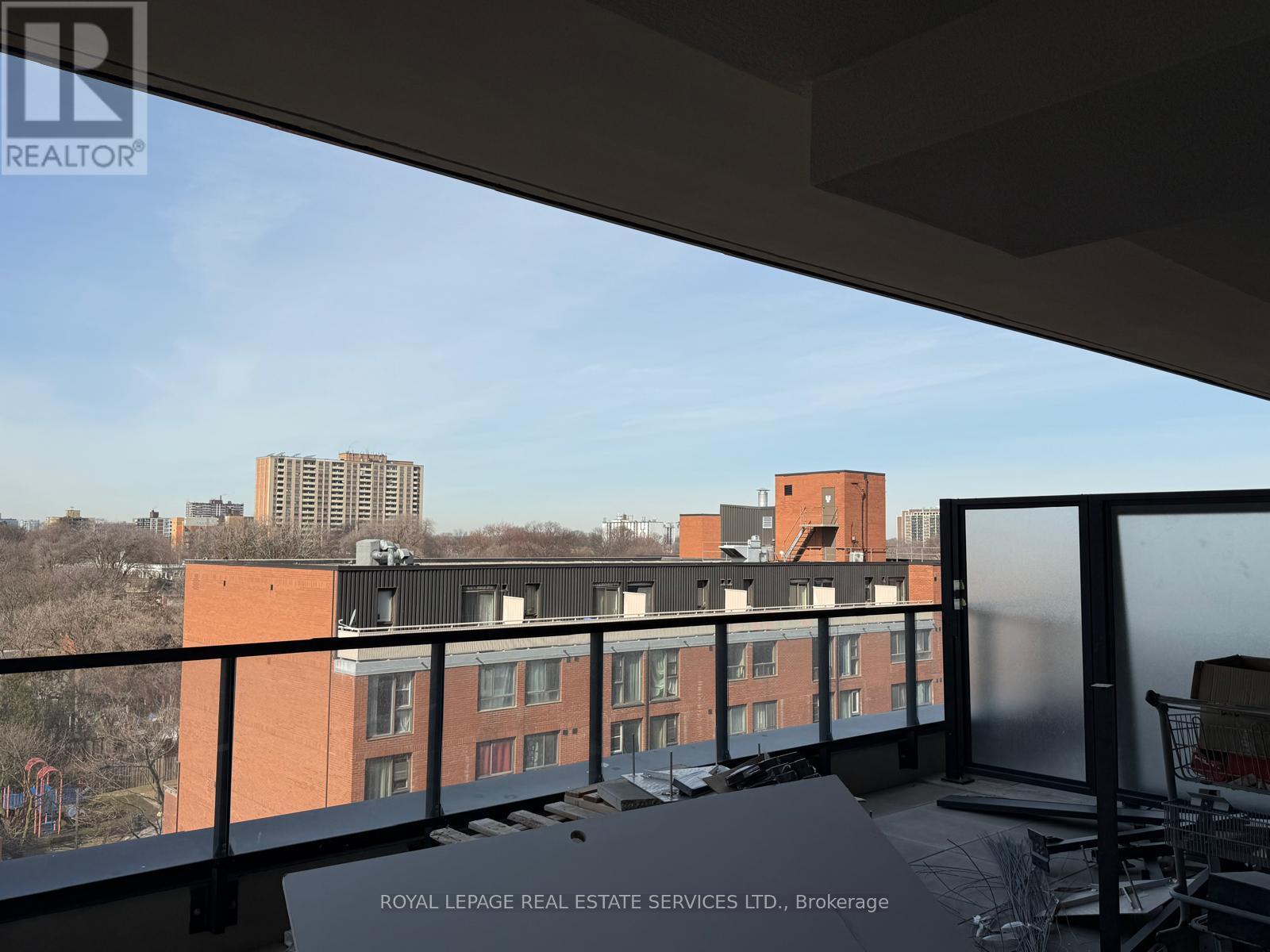 522 - 285 Dufferin Street, Toronto, Ontario  M6K 1Z5 - Photo 13 - W12211229