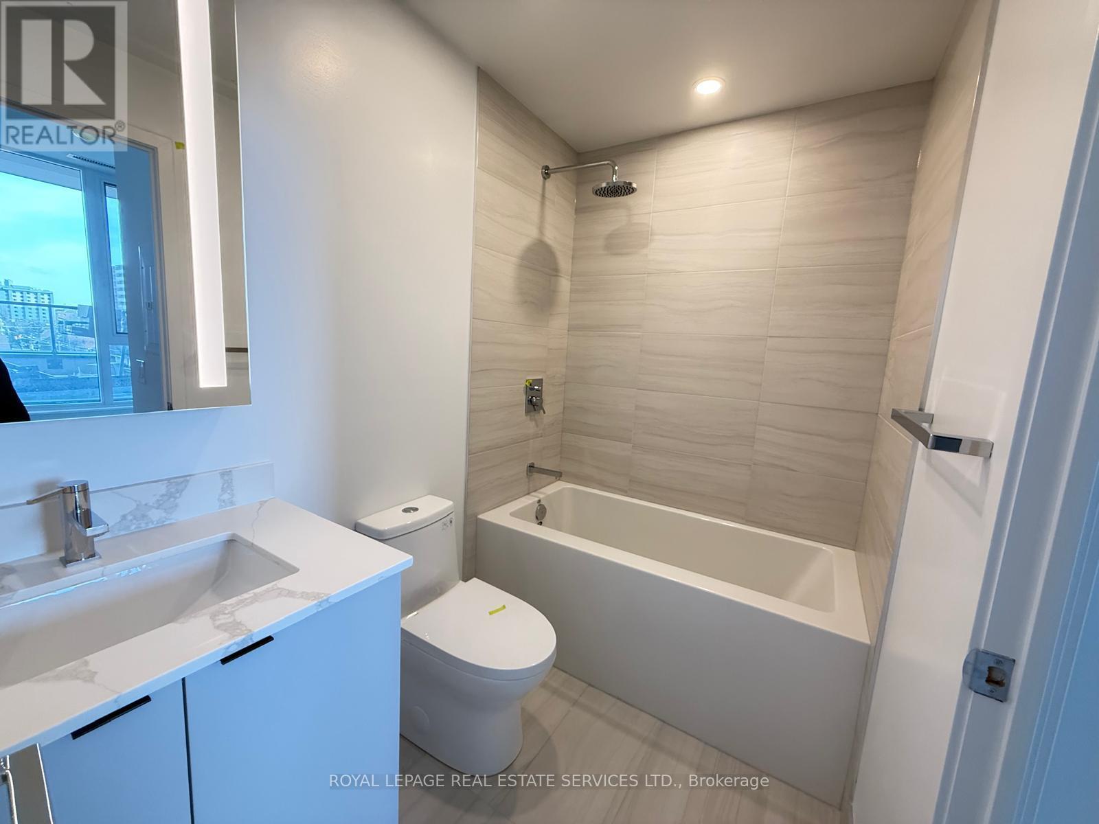 522 - 285 Dufferin Street, Toronto, Ontario  M6K 1Z5 - Photo 8 - W12211229