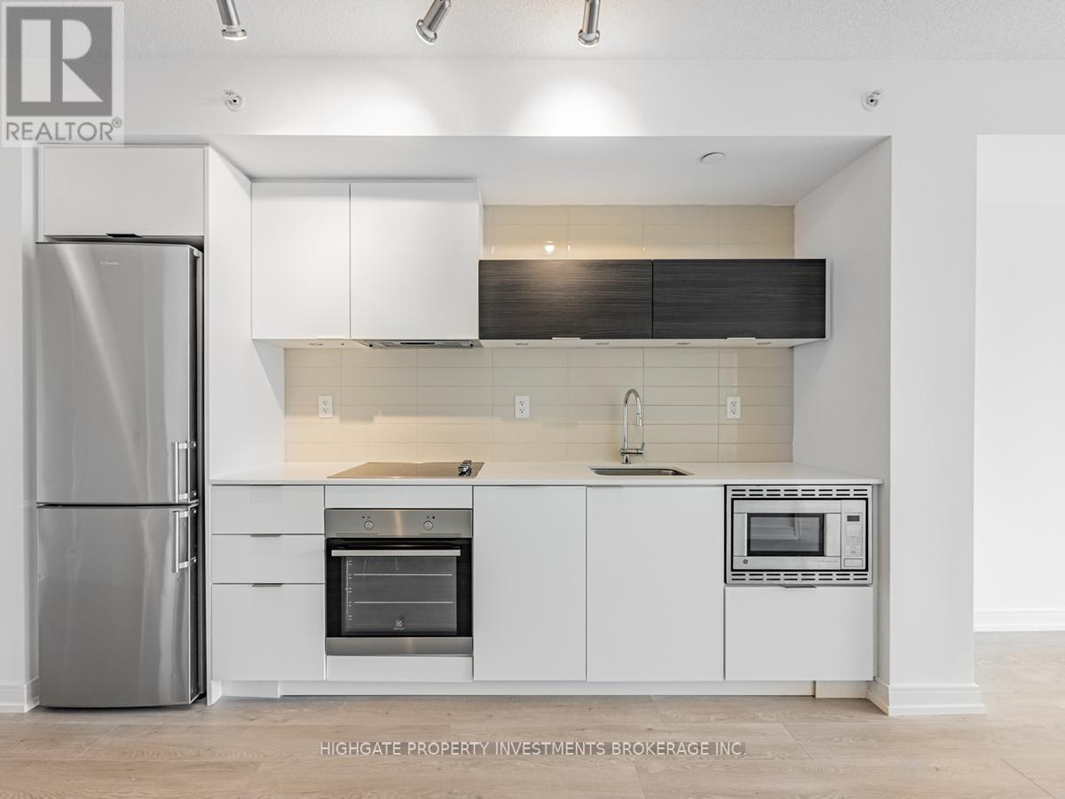204 - 20 Thomas Riley Road, Toronto, Ontario  M9B 1B3 - Photo 6 - W12211236