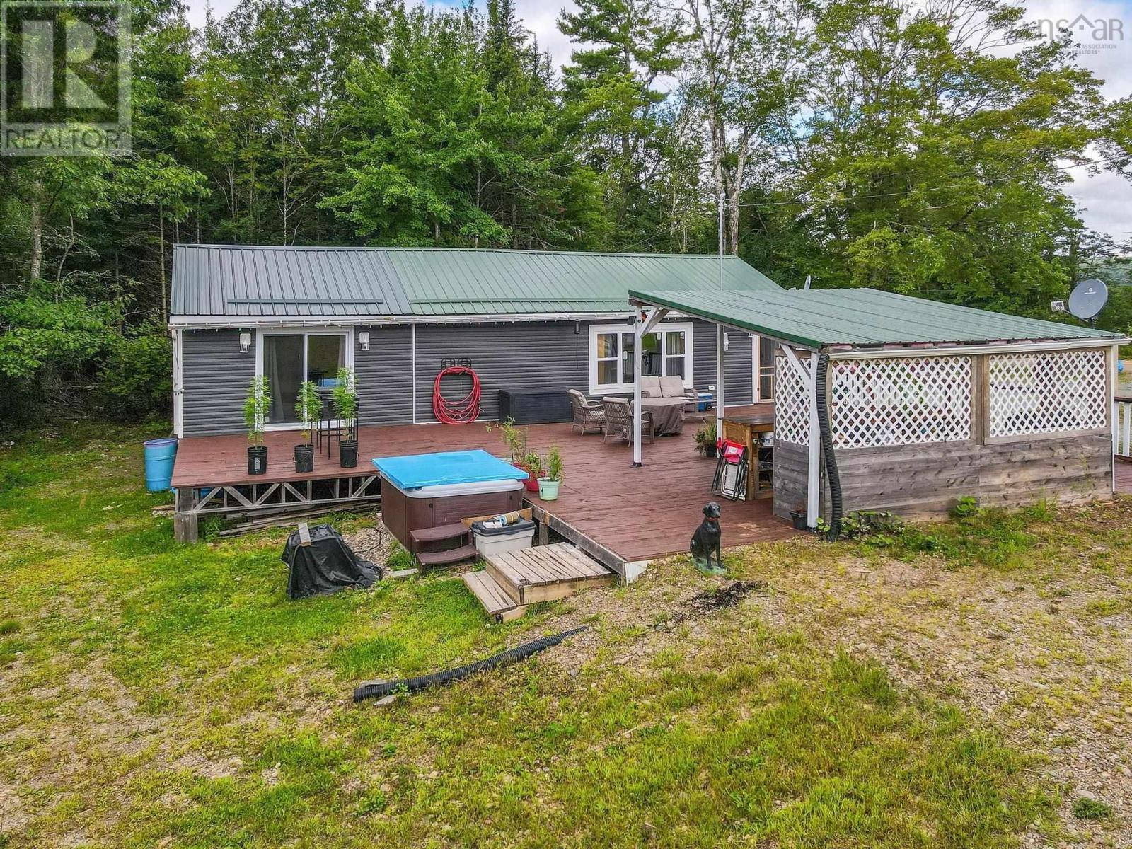 377 Cloverdale Road, Birch Hill, Nova Scotia  B0N 2J0 - Photo 4 - 202514053