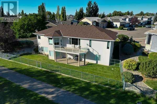 77 Fairmont Park Landing S, Lethbridge, Alberta  T1K 7L1 - Photo 46 - A2224866