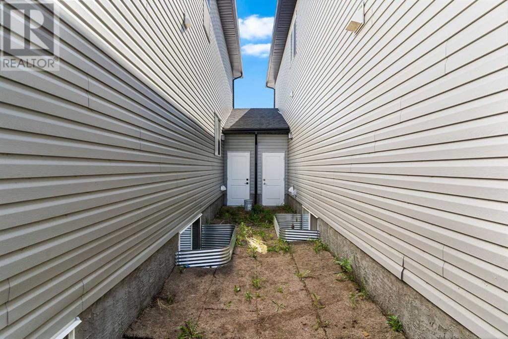 825 Edgefield Street, Strathmore, Alberta  T1P 0H6 - Photo 44 - A2224477