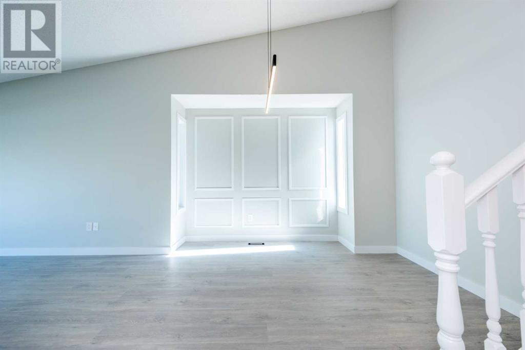60 Erin Green Mews Se, Calgary, Alberta  t2b 3c3 - Photo 17 - A2226165
