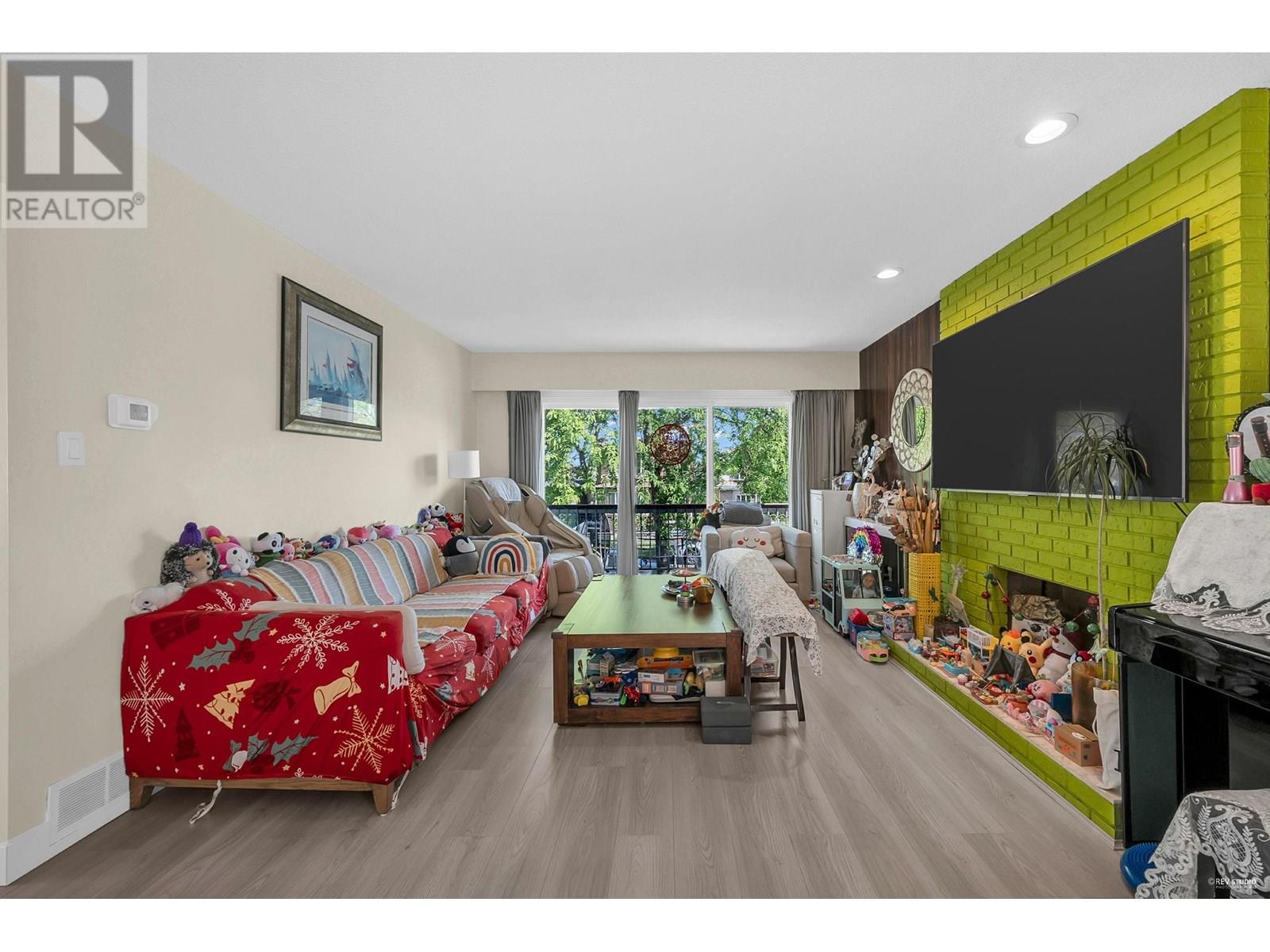 2086 E 40th Avenue, Vancouver, British Columbia  V5P 1J3 - Photo 7 - R3013741