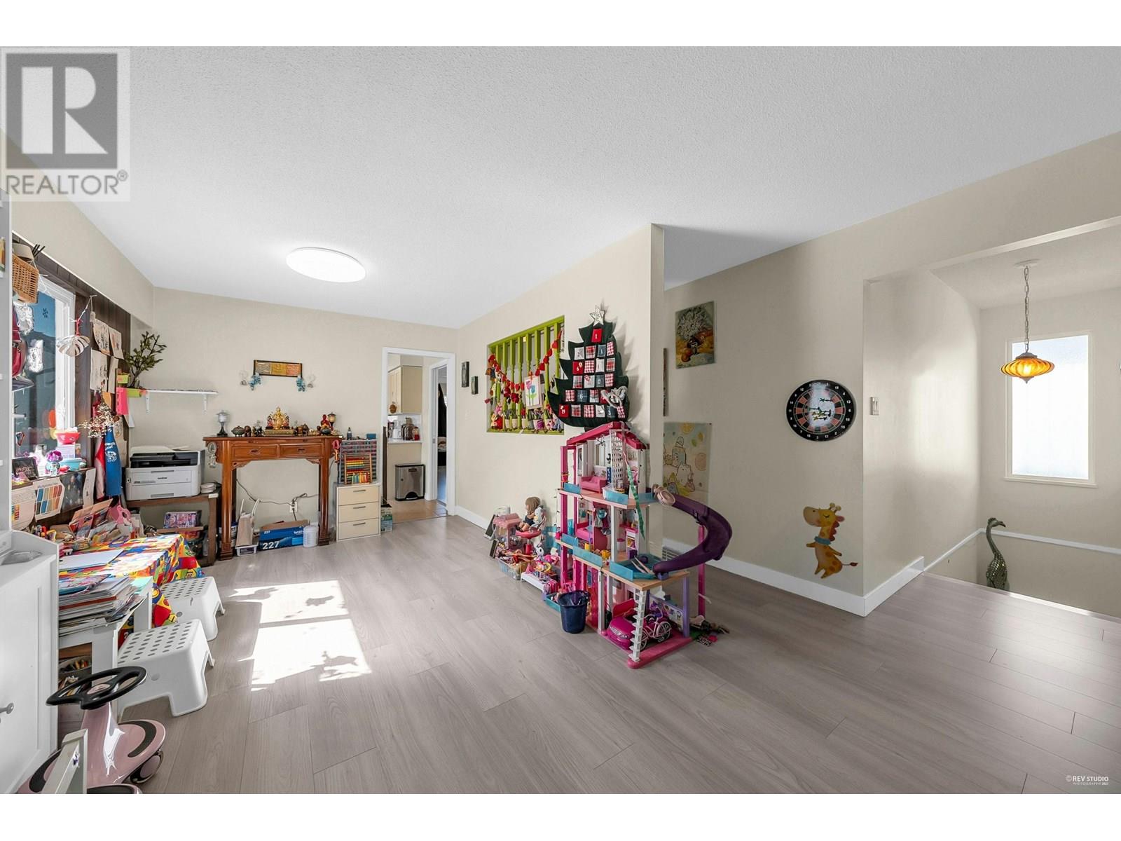 2086 E 40th Avenue, Vancouver, British Columbia  V5P 1J3 - Photo 13 - R3013741