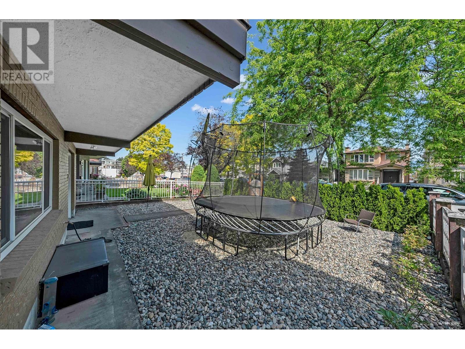 2086 E 40th Avenue, Vancouver, British Columbia  V5P 1J3 - Photo 3 - R3013741