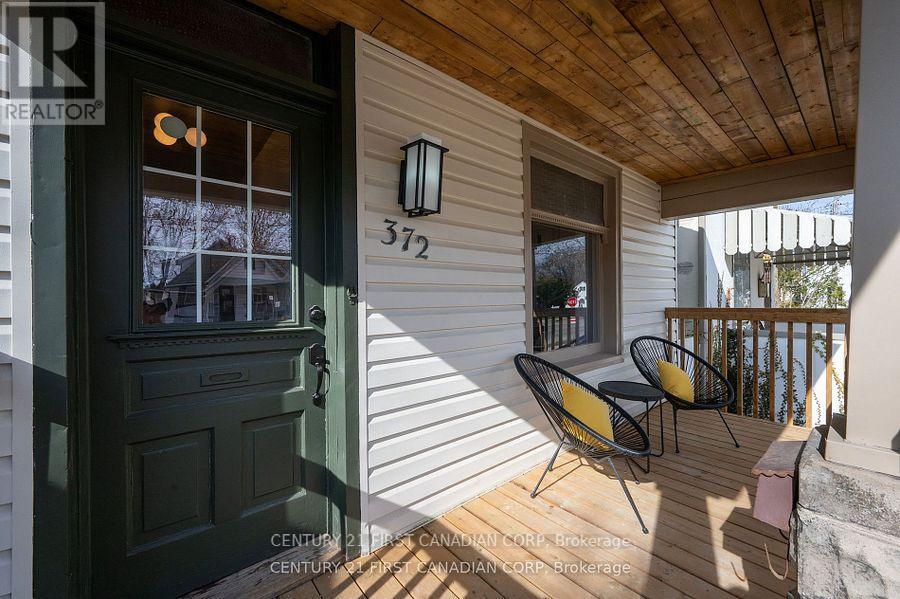 372 Mornington Avenue, London East, Ontario  N5Y 3C4 - Photo 3 - X12211251