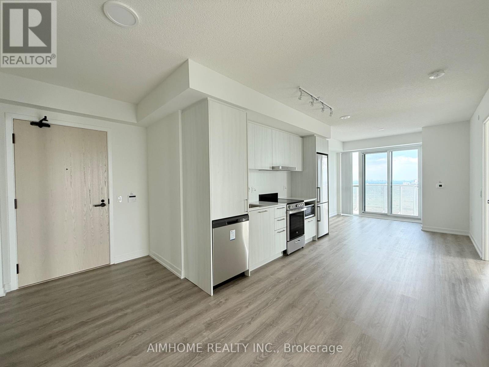 3806 - 195 Commerce Street, Vaughan, Ontario  L4K 0P9 - Photo 2 - N12208656