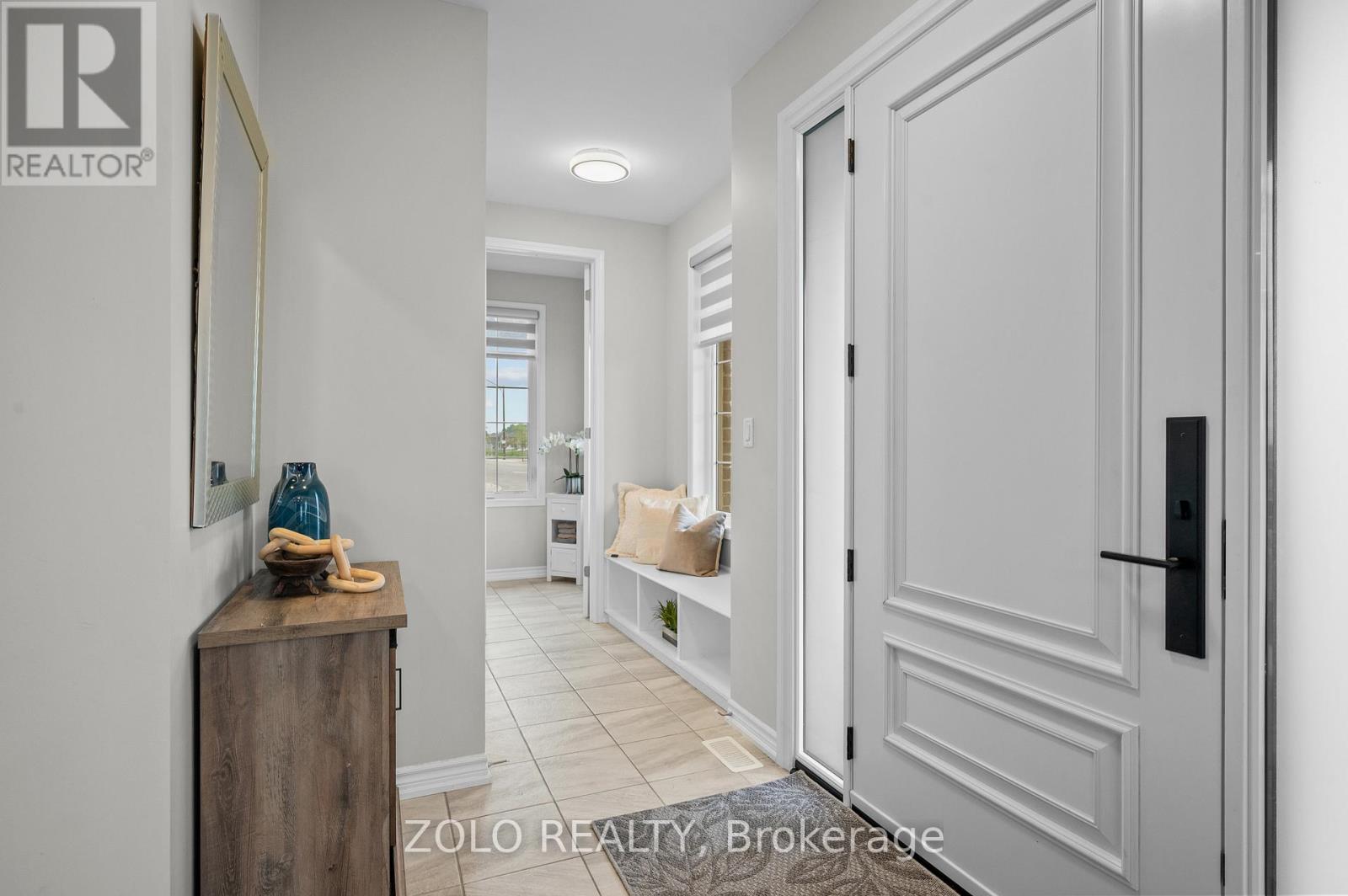 2 Circus Crescent, Brampton, Ontario  L7A 0H1 - Photo 16 - W12207031